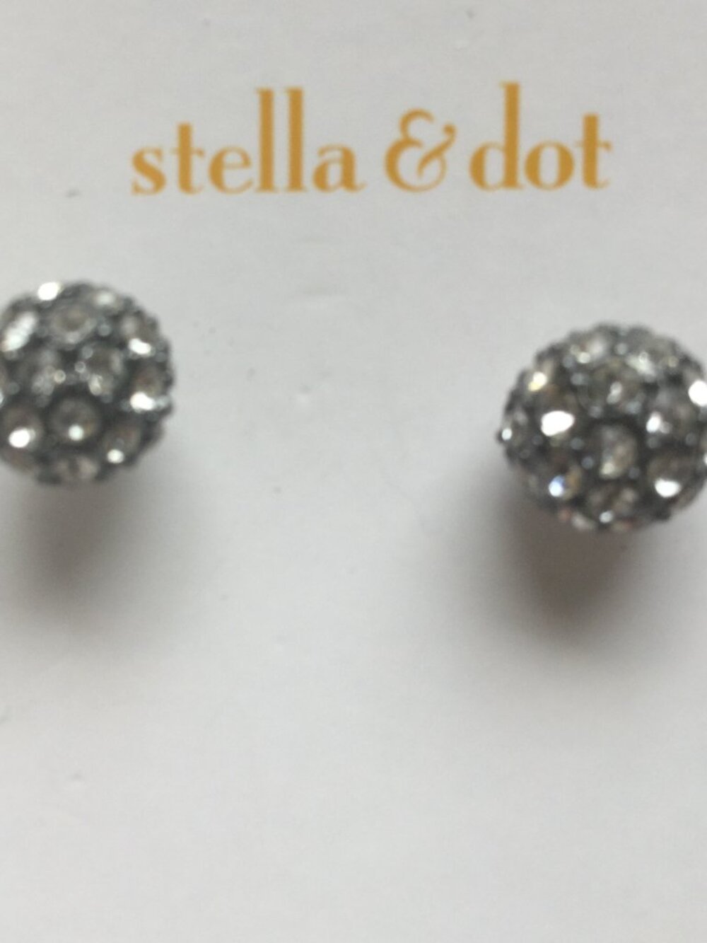New in box Stella & Dot stud ball earrings black and silver - Picture 2 of 2